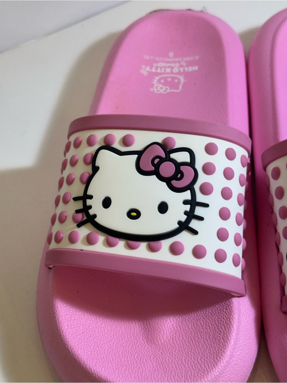 Hello Kitty Pink Slides Size 8 Sanrio Kawaii Y2K Bubblegum Slide Sandals - Picture 6 of 12